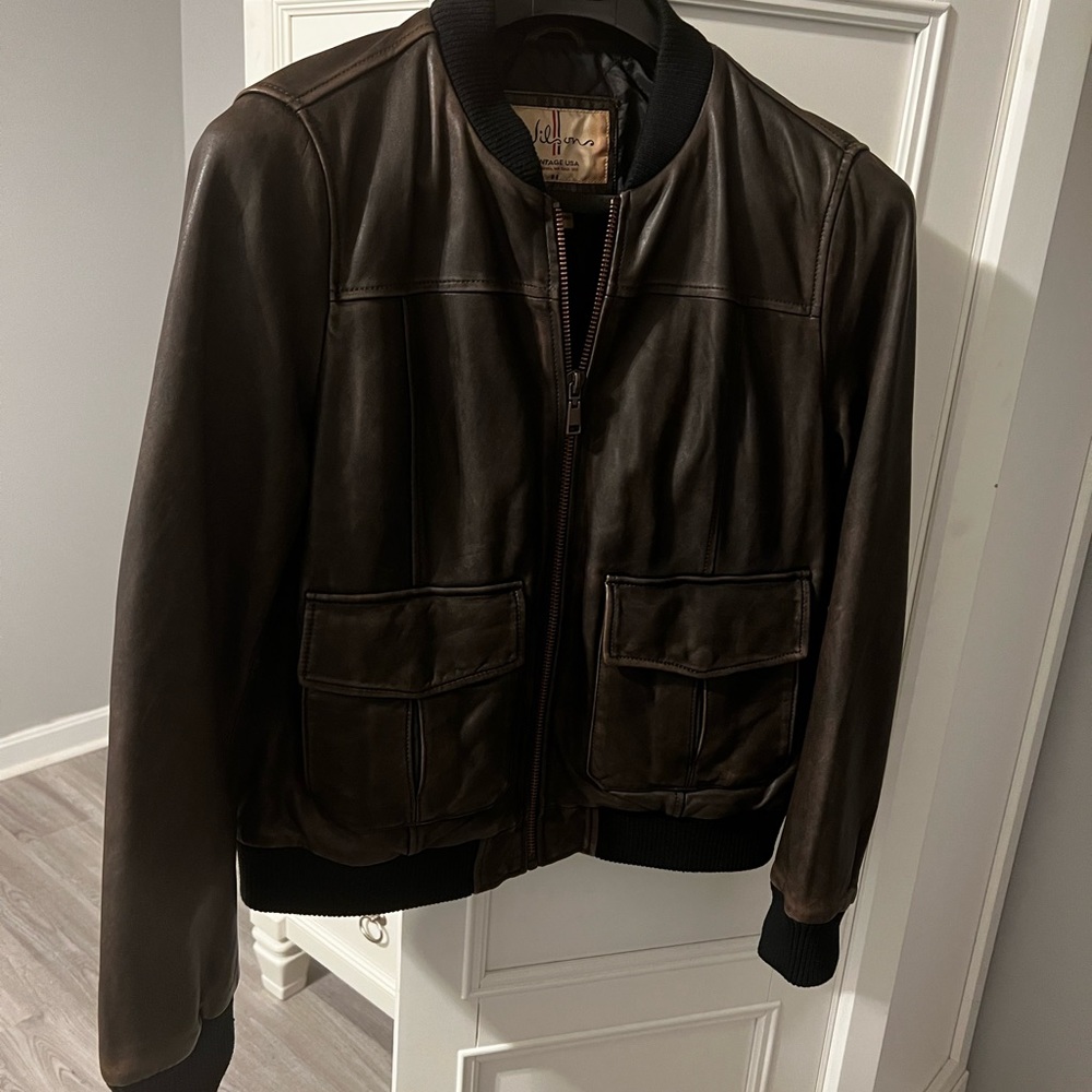 Wilson Brand - leather Jacket , in a stylish medium brown
